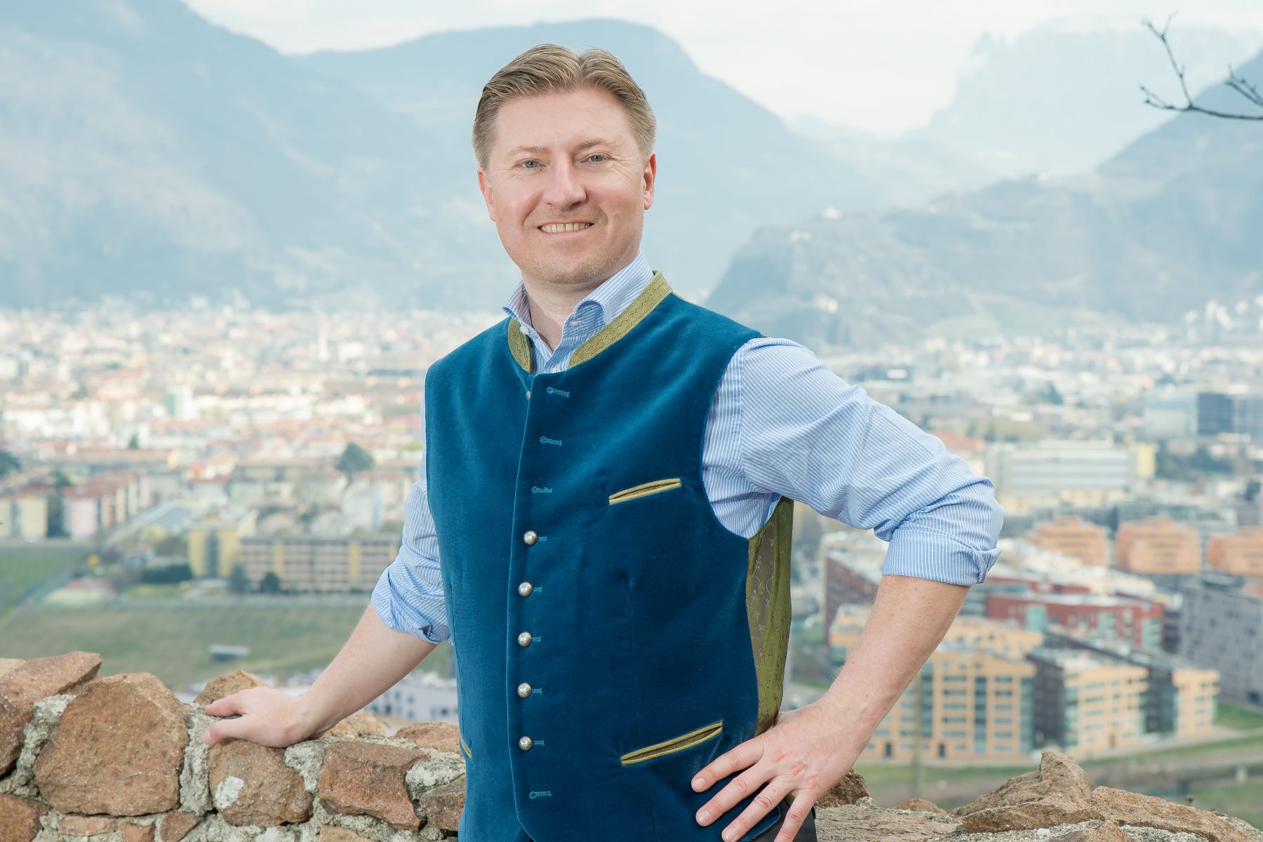 Mahlknecht: „Kompatschers Anbiederung bei Homo-Lobby“