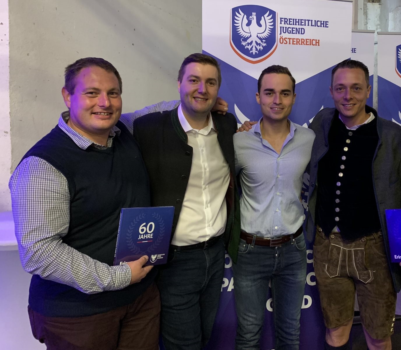 Freiheitliche Jugend beim jungfreiheitlichen Bundesseminar