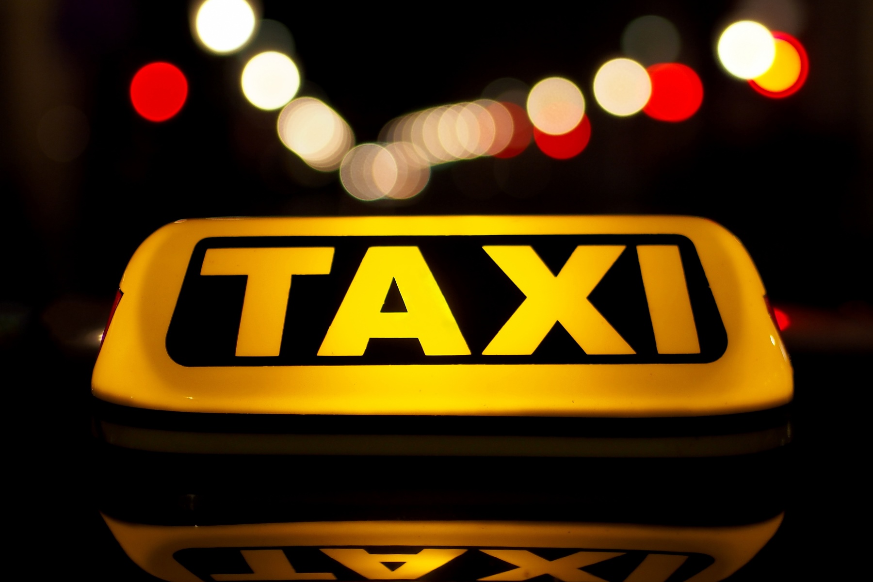 Beschlussantrag | Zufahrtsrecht für Taxis am Busbahnhof in Bozen | Angenommen✅