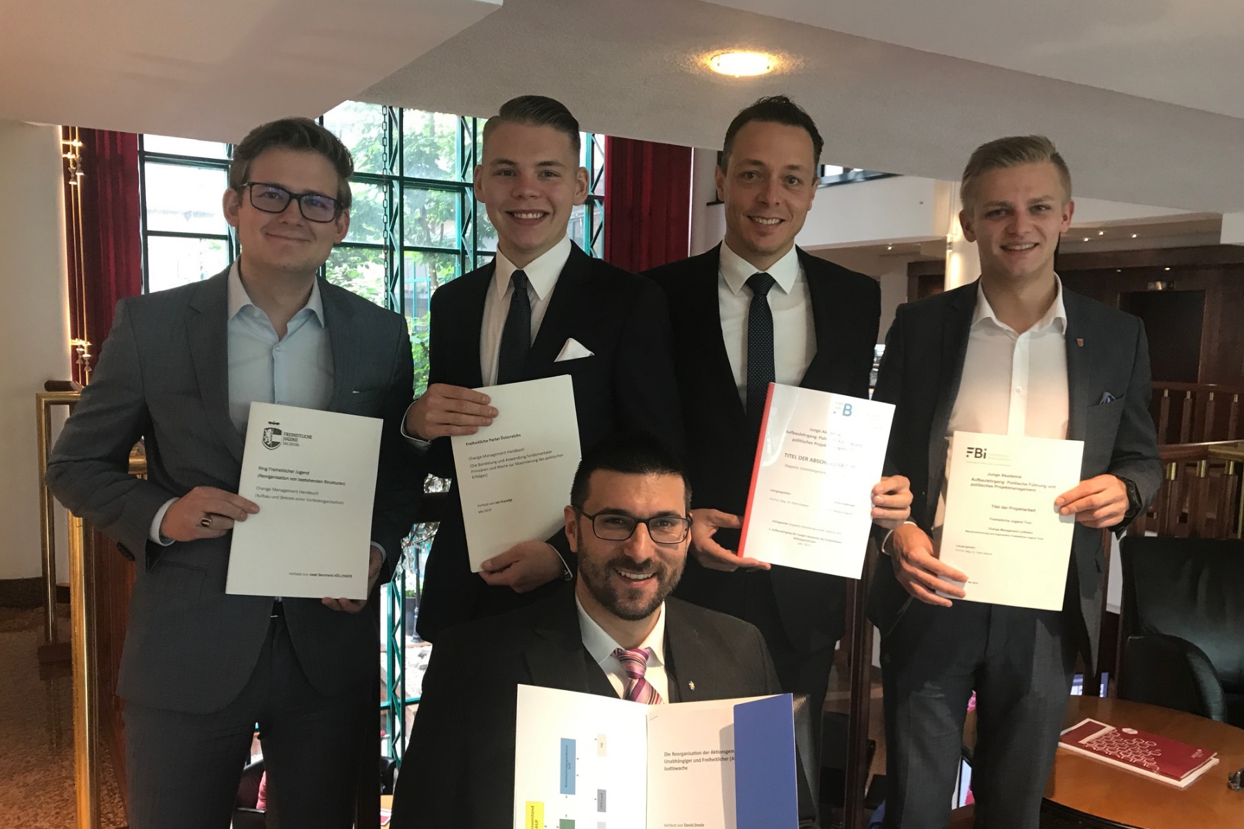 Erfolgreicher Abschluss der politischen Weiterbildung bei der FPÖ